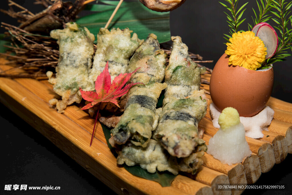 特色海鲜摆盘与装饰美食