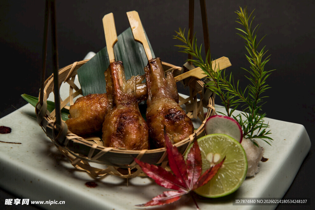 精致串烧摆盘美食