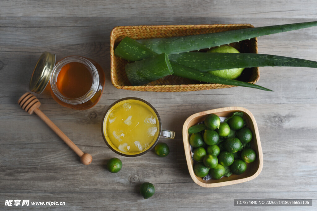 天然芦荟与养生食材组合
