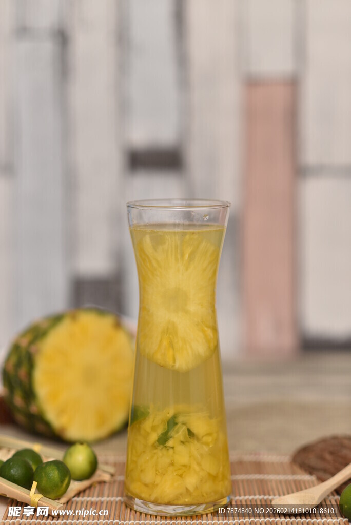 菠萝饮品 清新夏日好滋味