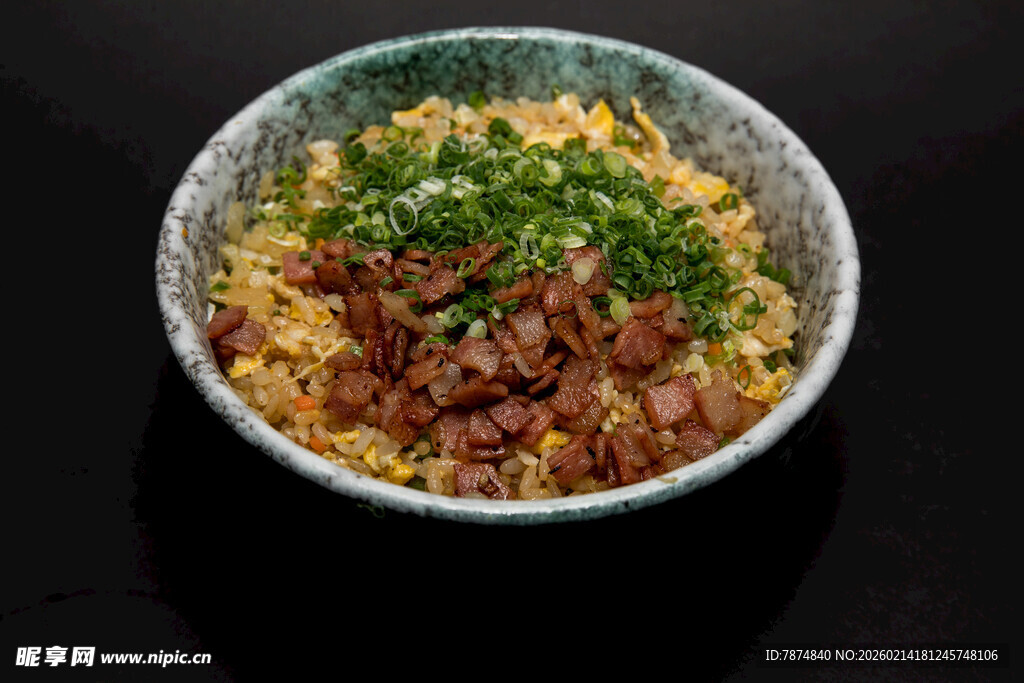 美味牛肉炒饭赏味时刻