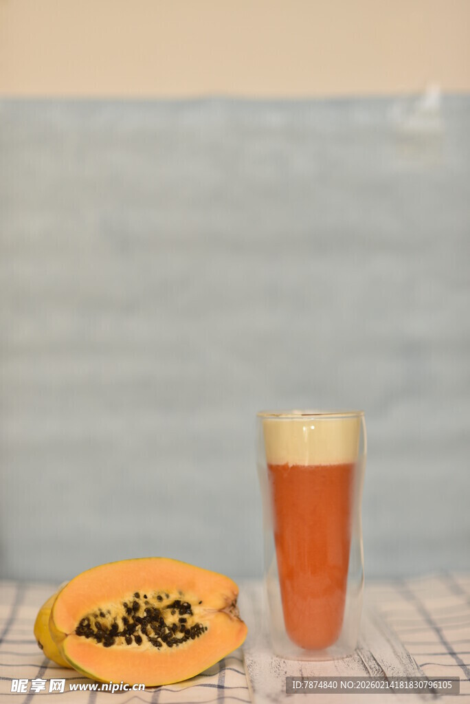 啤酒配小吃 惬意一刻