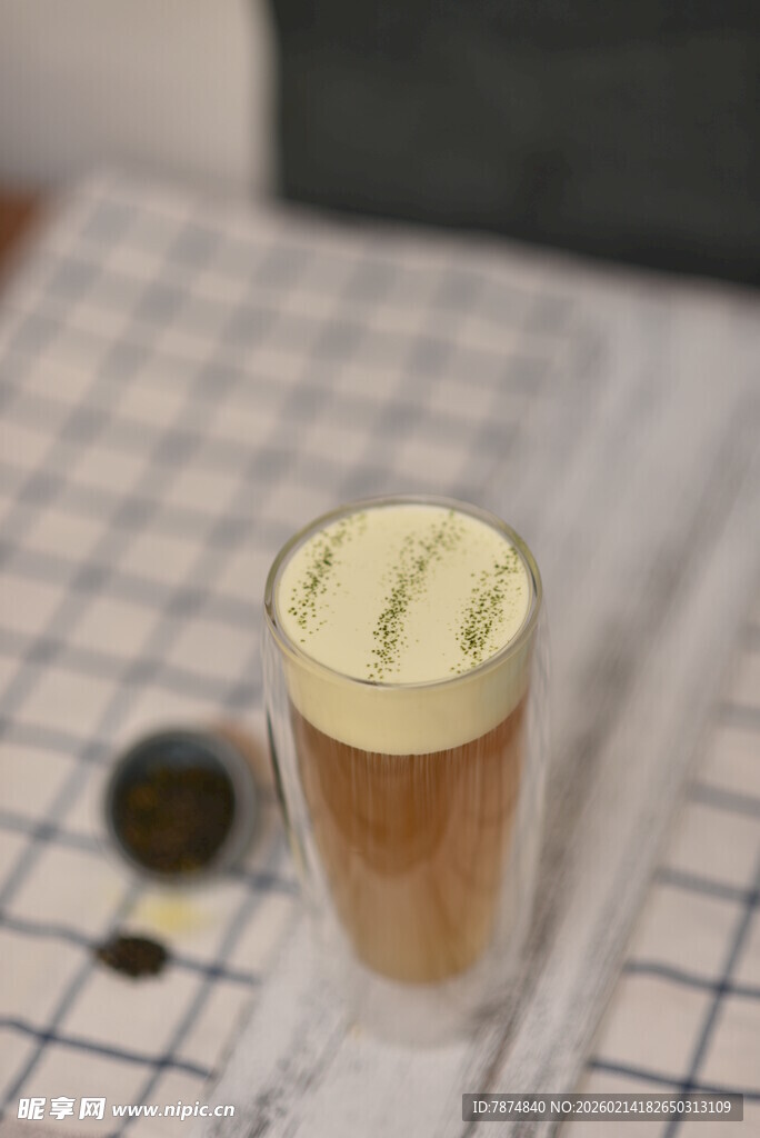 分层拿铁咖啡饮品特写