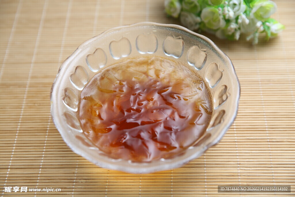 晶莹剔透的美味桃胶