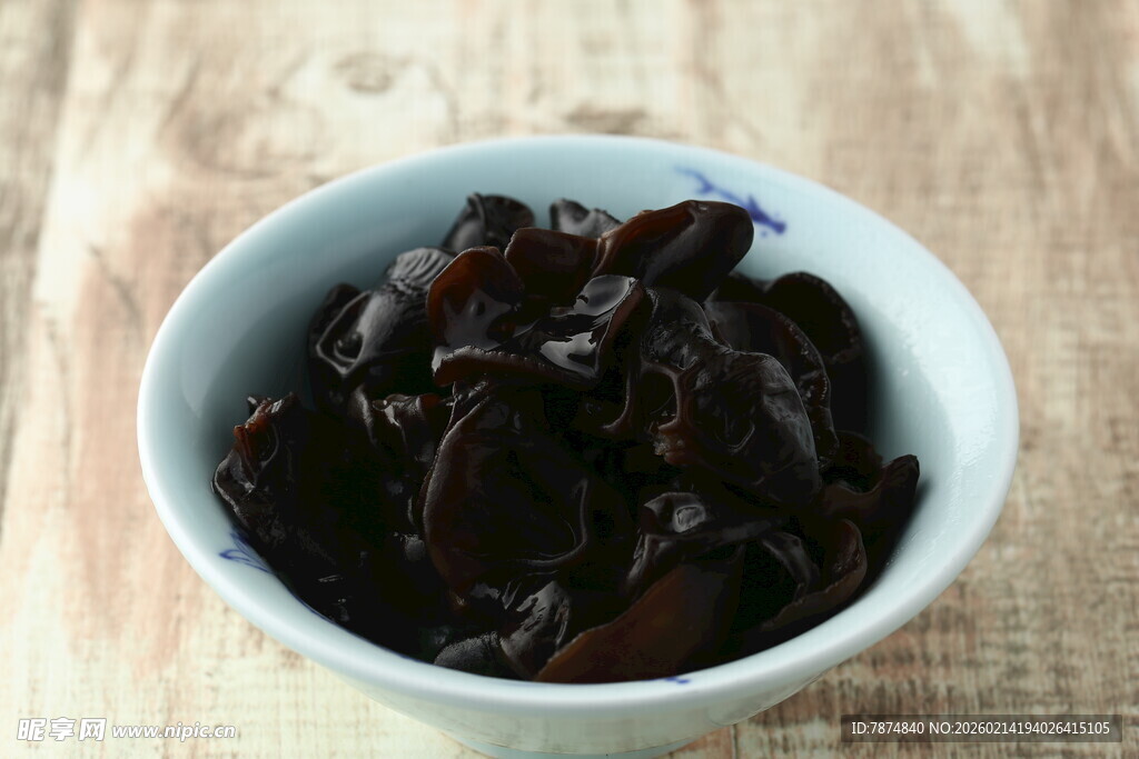 碗中黑木耳