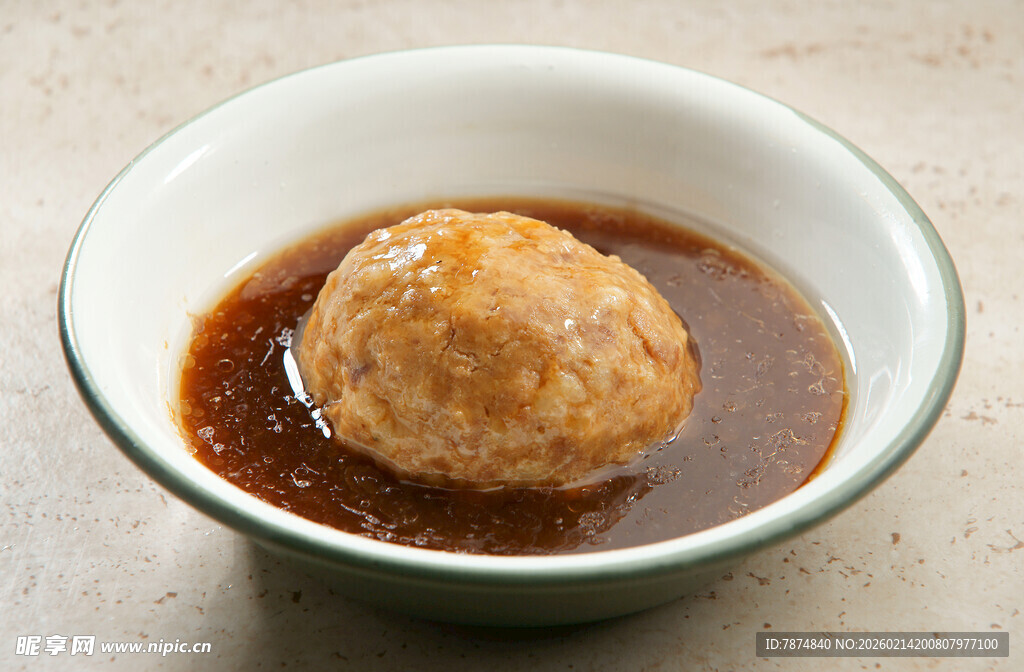 碗中美味狮子头