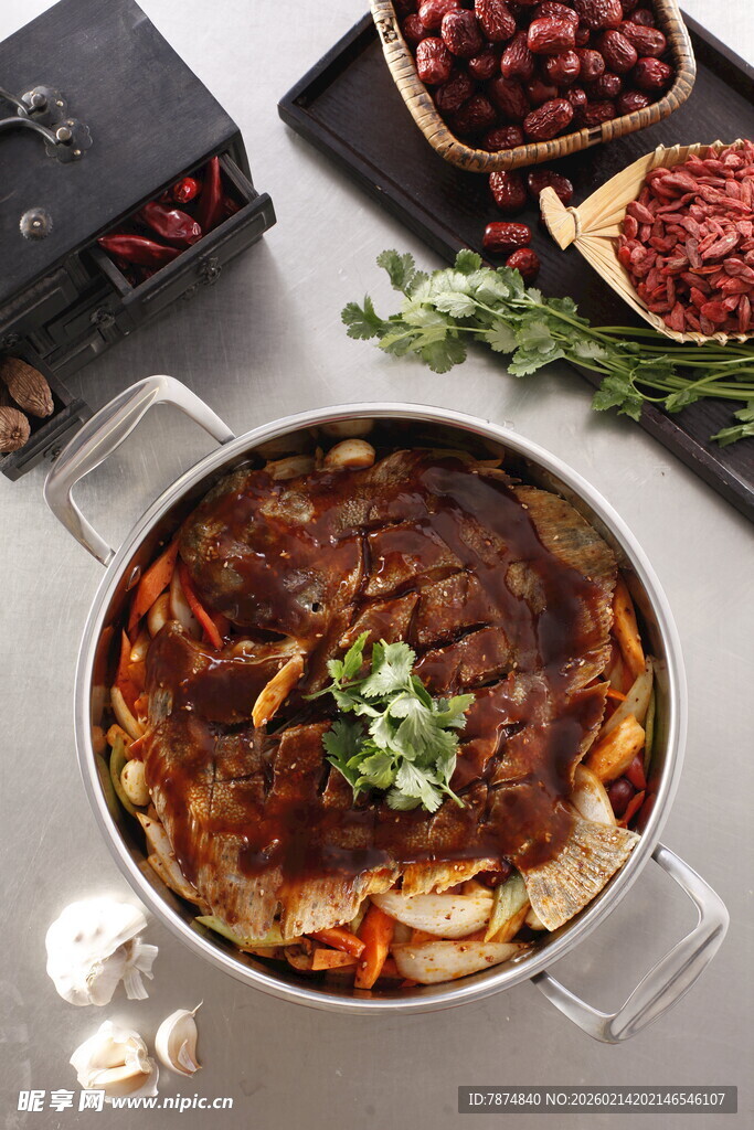 美味鲜香的特色麻辣火锅