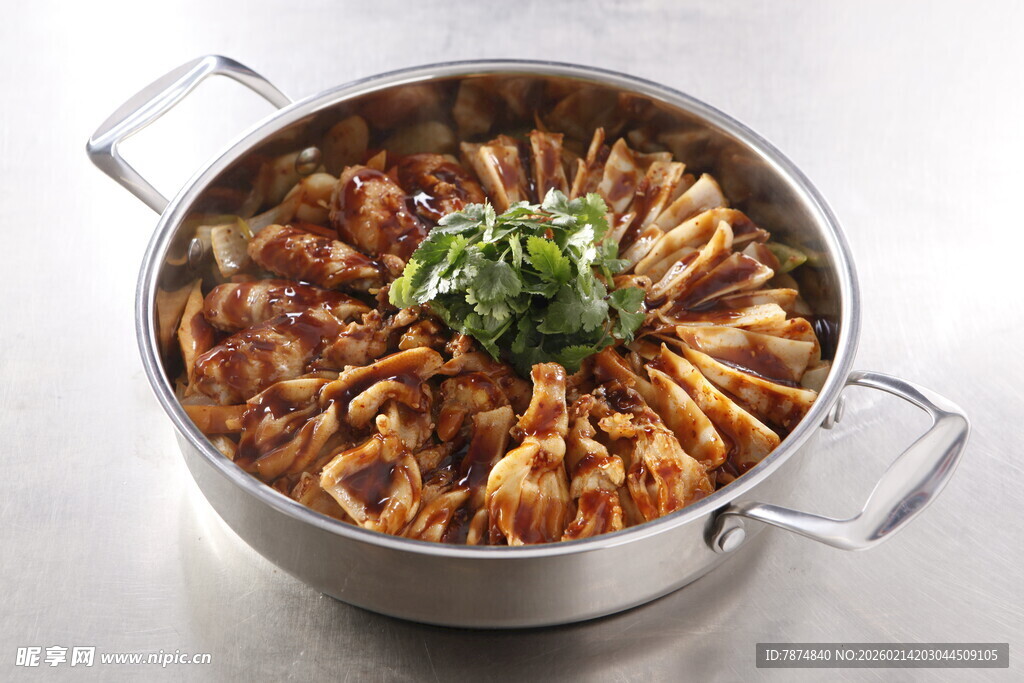 美味干锅鸡 鲜香诱人