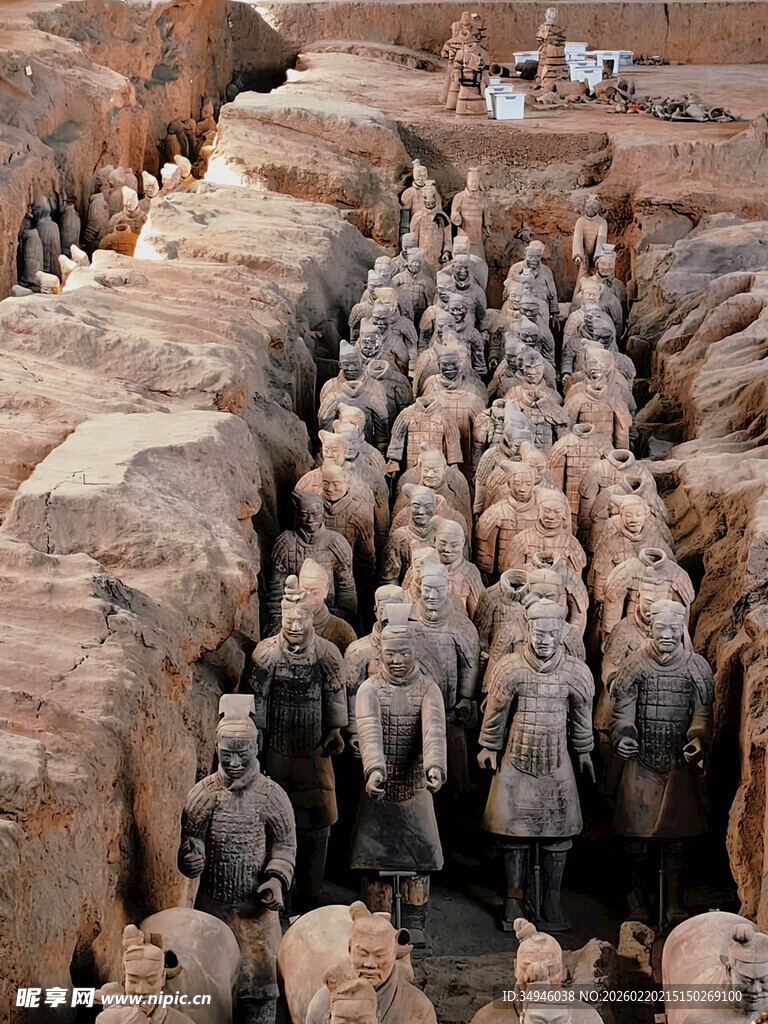 壮观的秦始皇陵兵马俑阵列