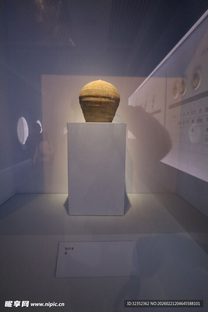 博物馆中的精美古物展示