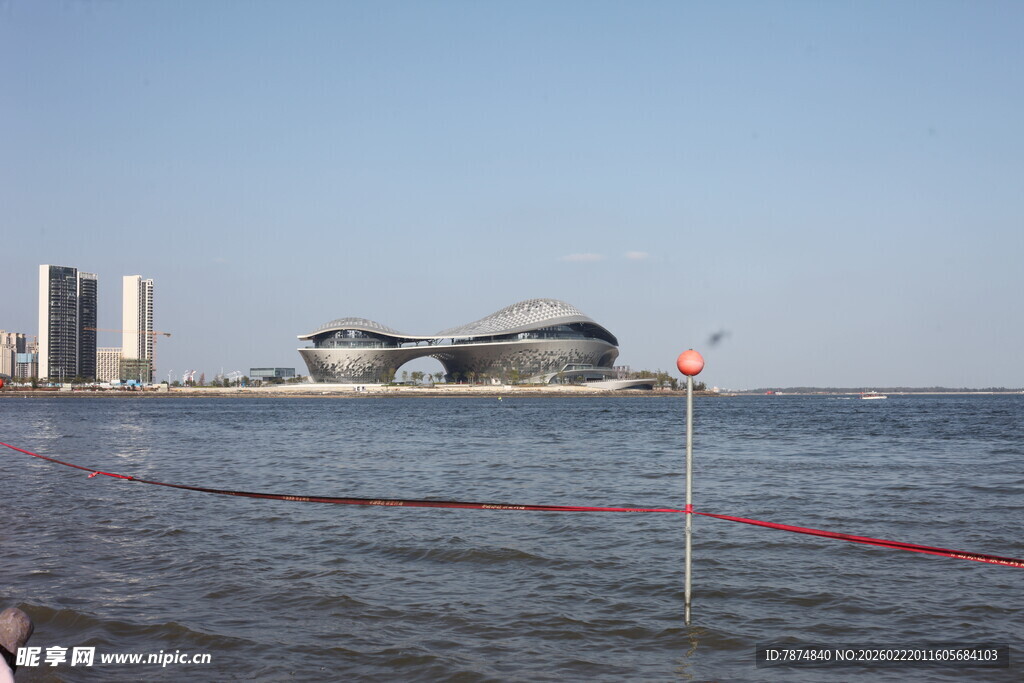 海滨城市独特建筑景观