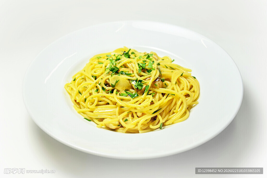 美味意面摆盘精致