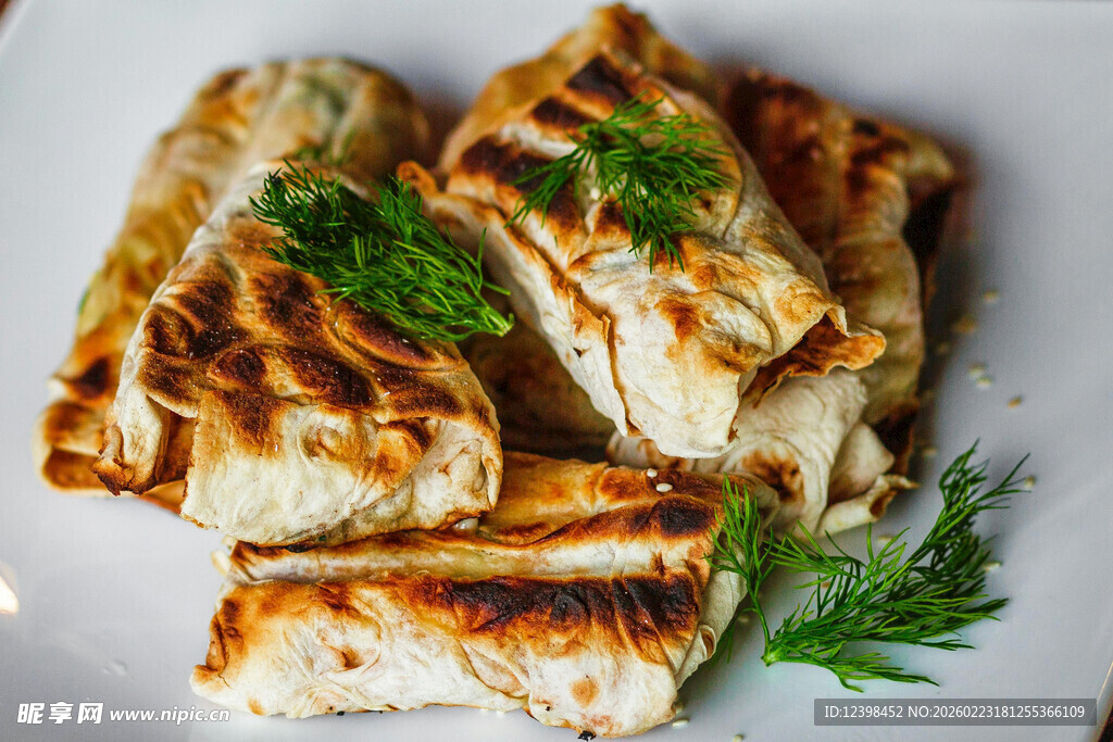 香煎奶酪配香草