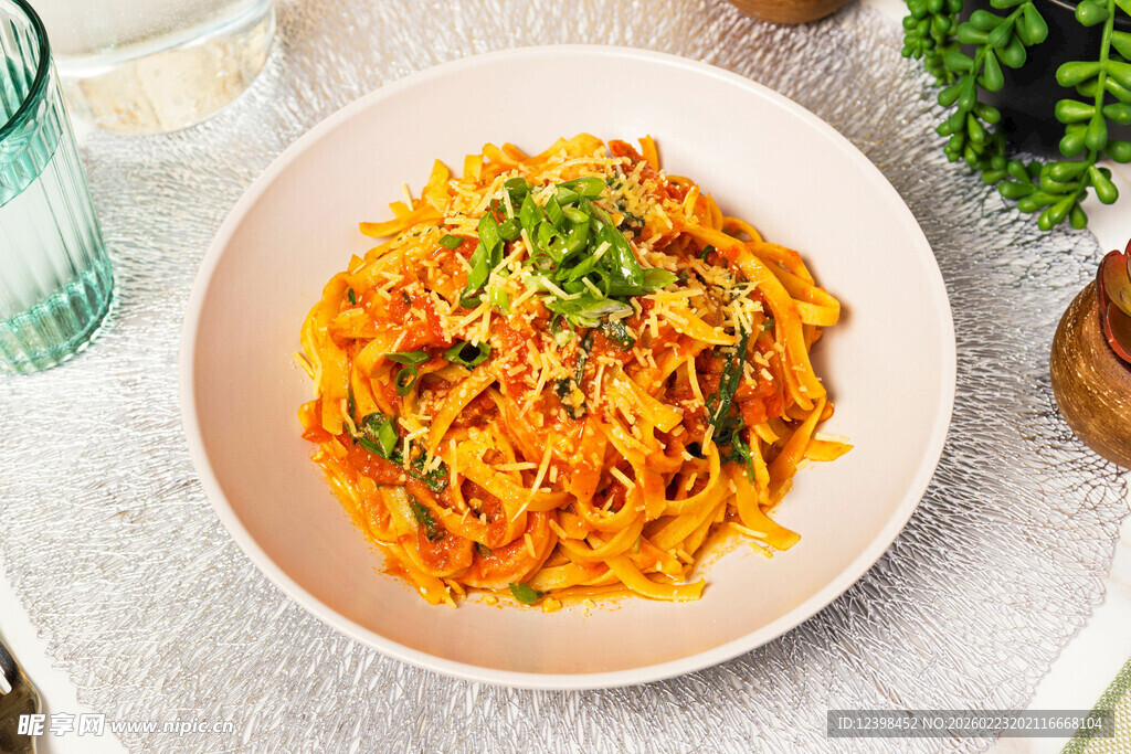 美味胡萝卜炒面