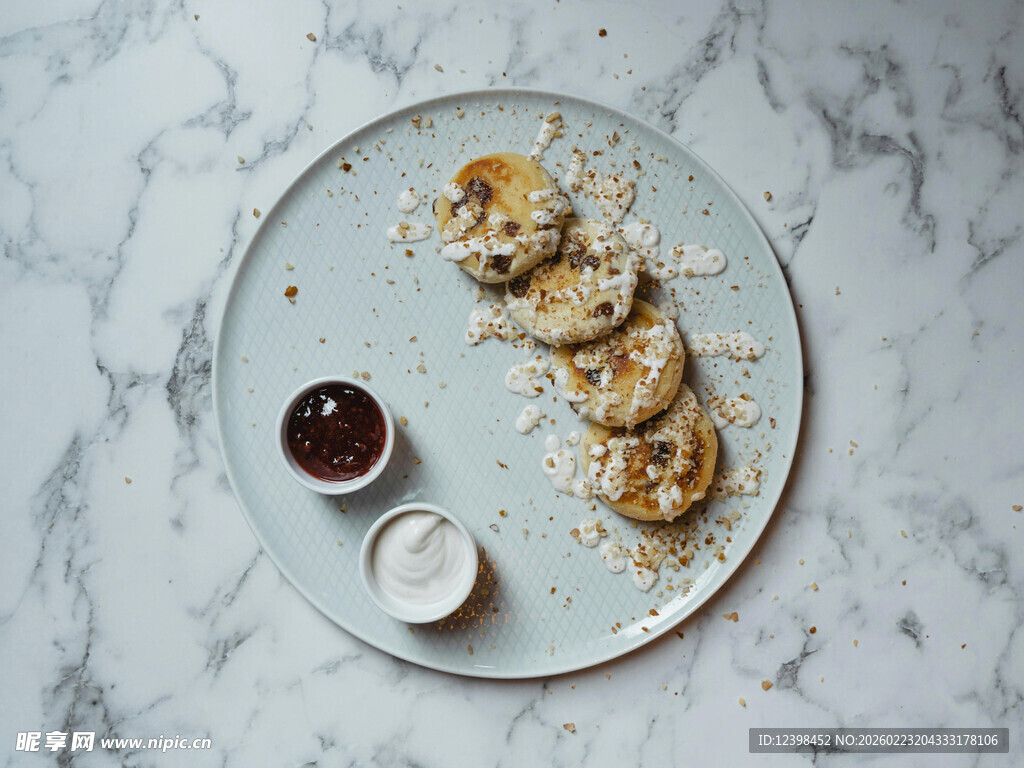 美味煎饼配双蘸酱