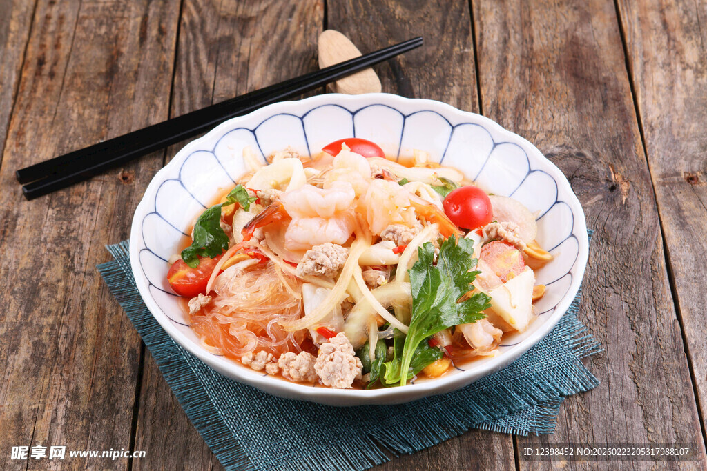 美味虾仁拌菜
