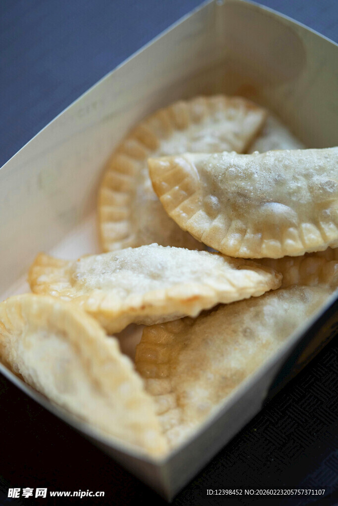 盒装美味酥皮点心