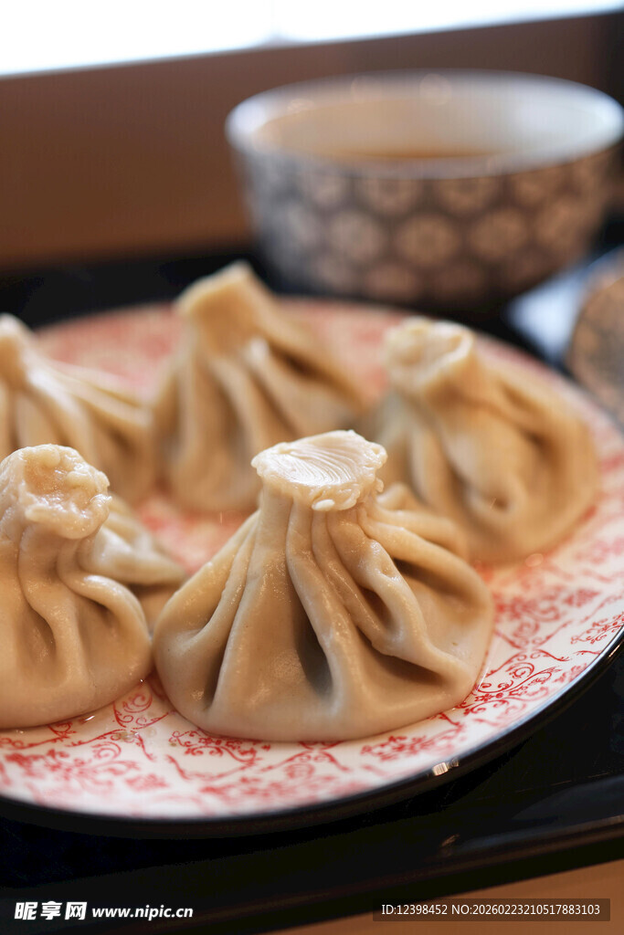 精致美味的中式蒸饺