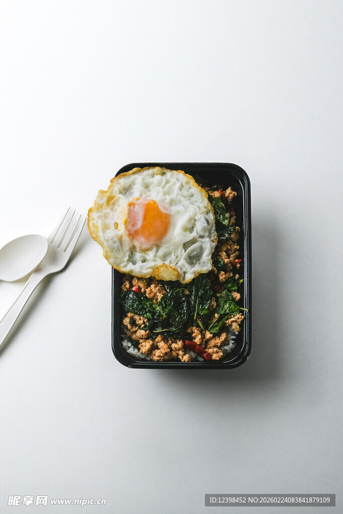 美味便当配煎蛋