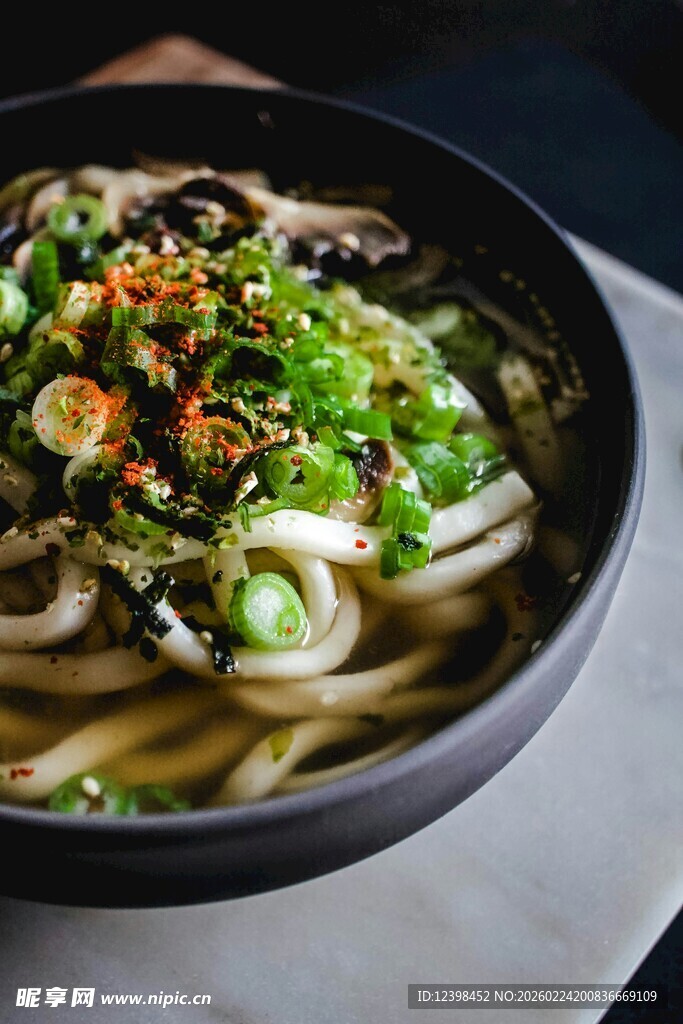 美味特色凉拌面