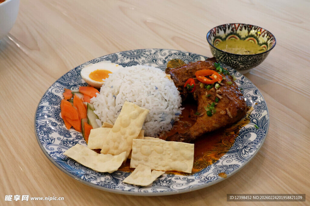 美味多样的特色餐食
