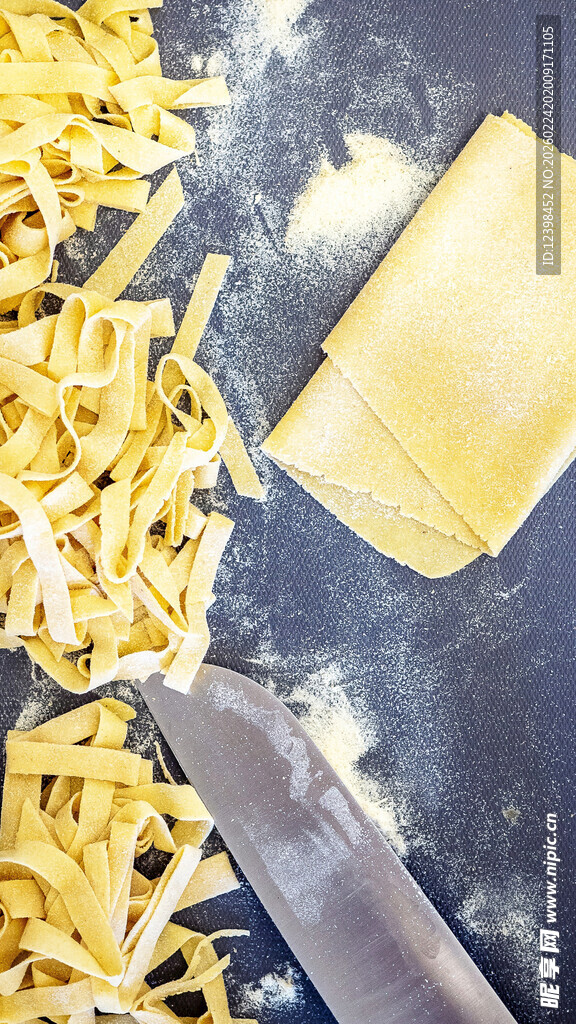 奶酪与意面食材准备