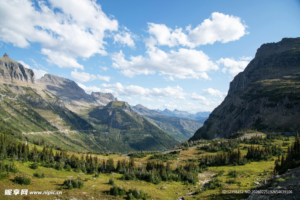 壮丽山谷自然风光