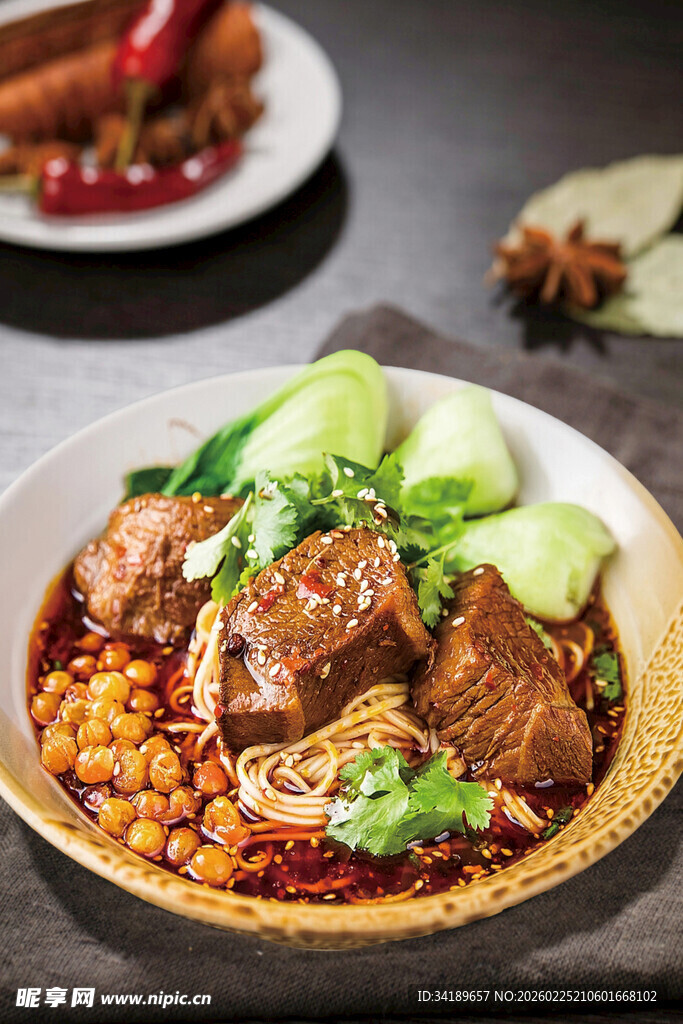 红烧牛肉面
