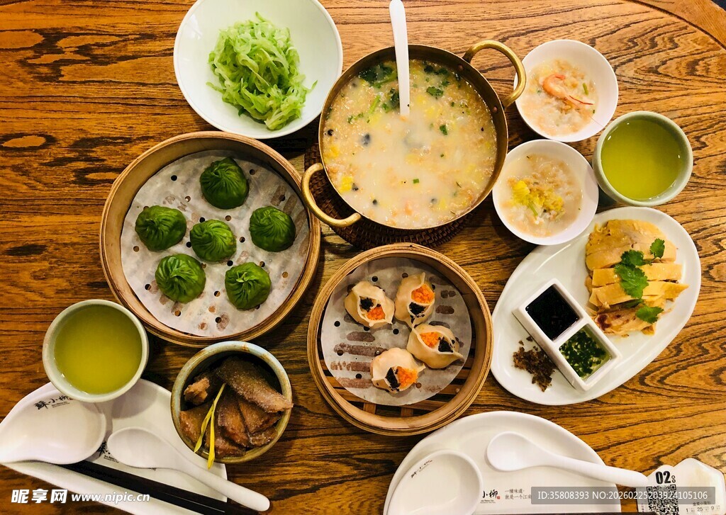 丰盛中式美食盛宴