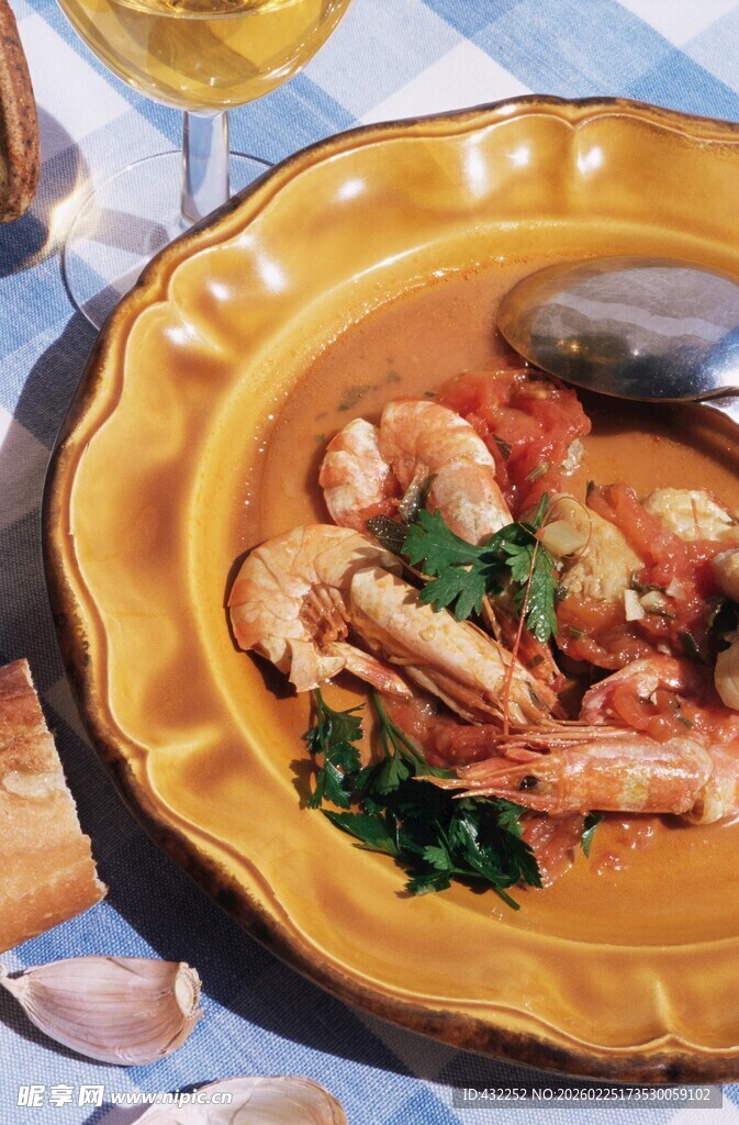 黄盘海鲜美食摆盘精致