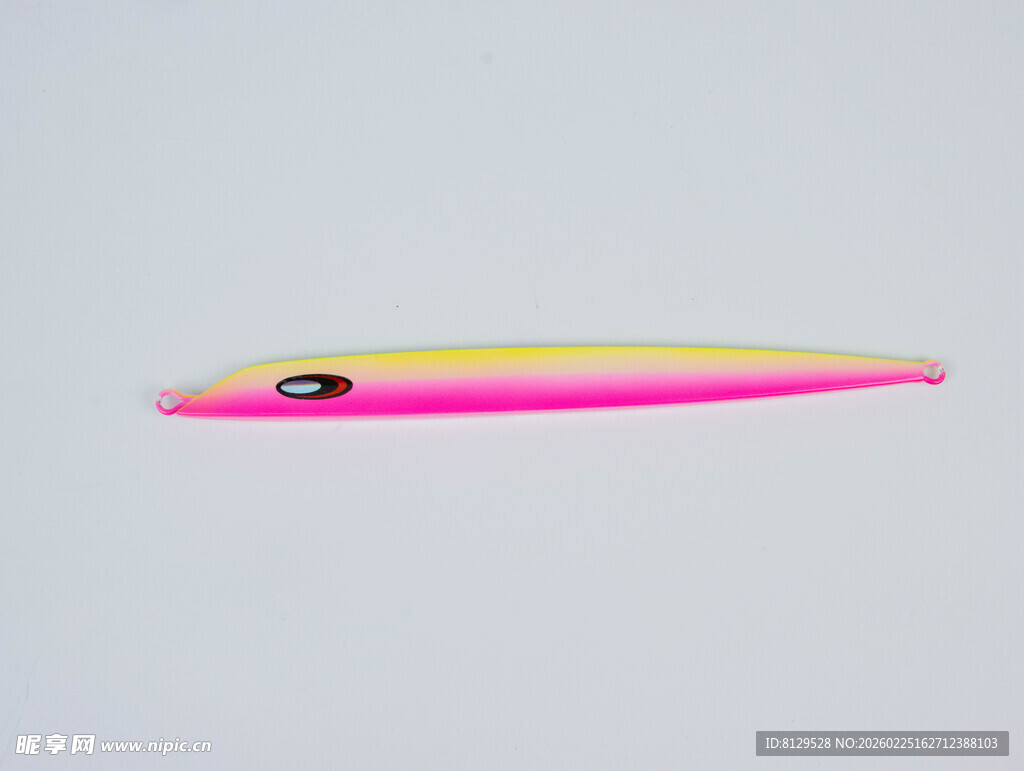 彩色长形钓鱼拟饵