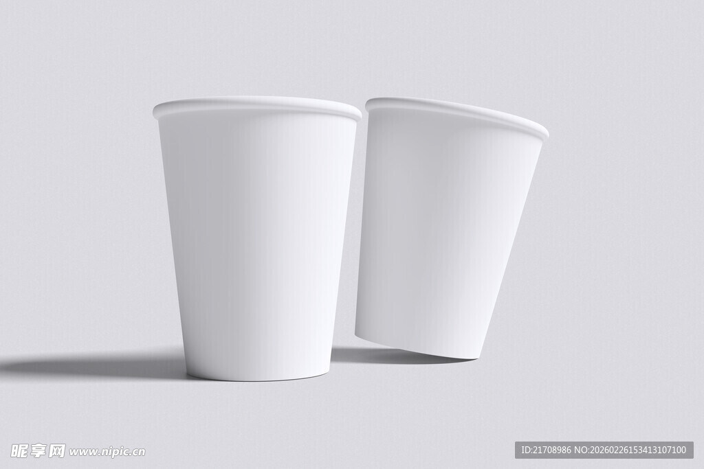 白色纸杯模型展示