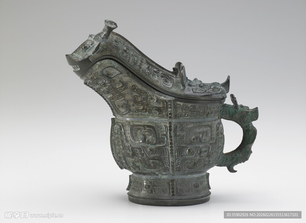 青铜兽首壶