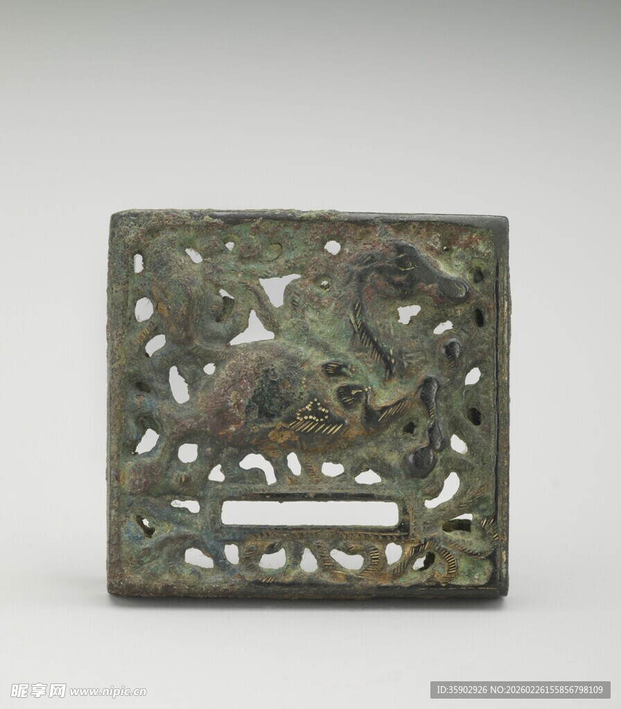 镂空雕花青铜饰件