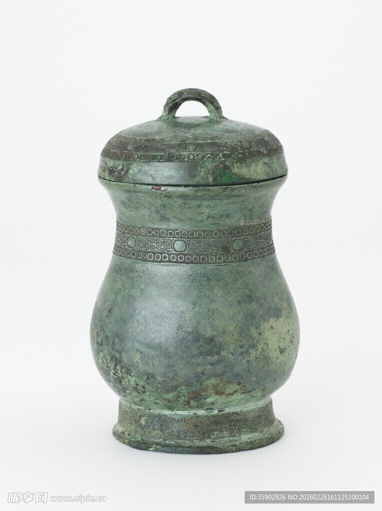 青铜带盖容器