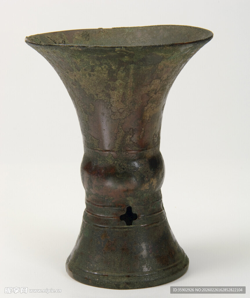 青铜喇叭形器