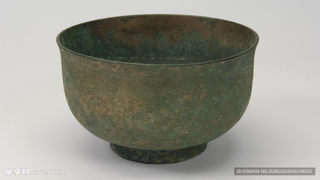 古朴青铜碗