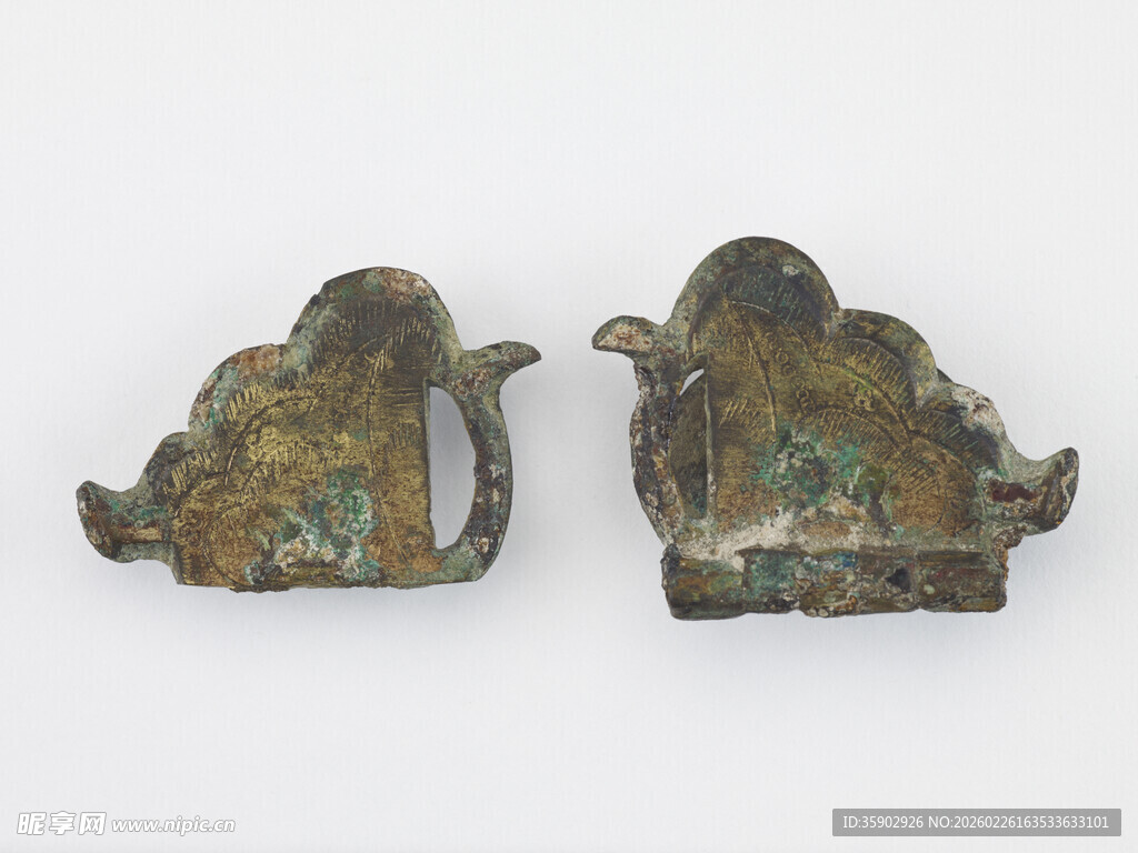 古代青铜鸳鸯形器物