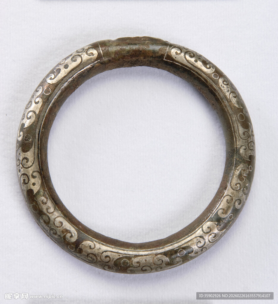 古雅雕花金属手镯