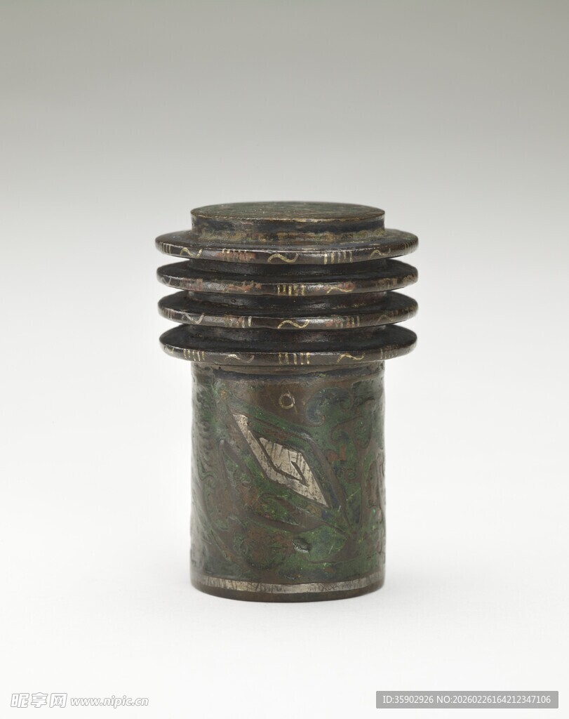 青铜多节圆筒形器物