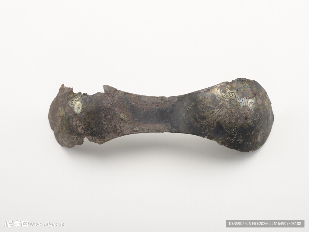 古老金属物件展示