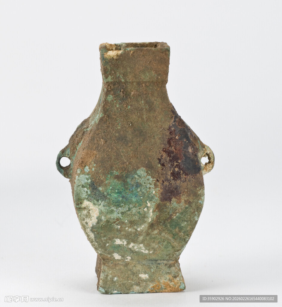 古朴双耳青铜小瓶