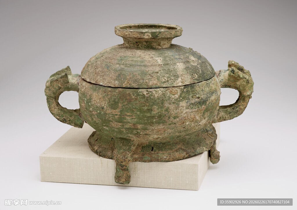 青铜双耳带足盖鼎