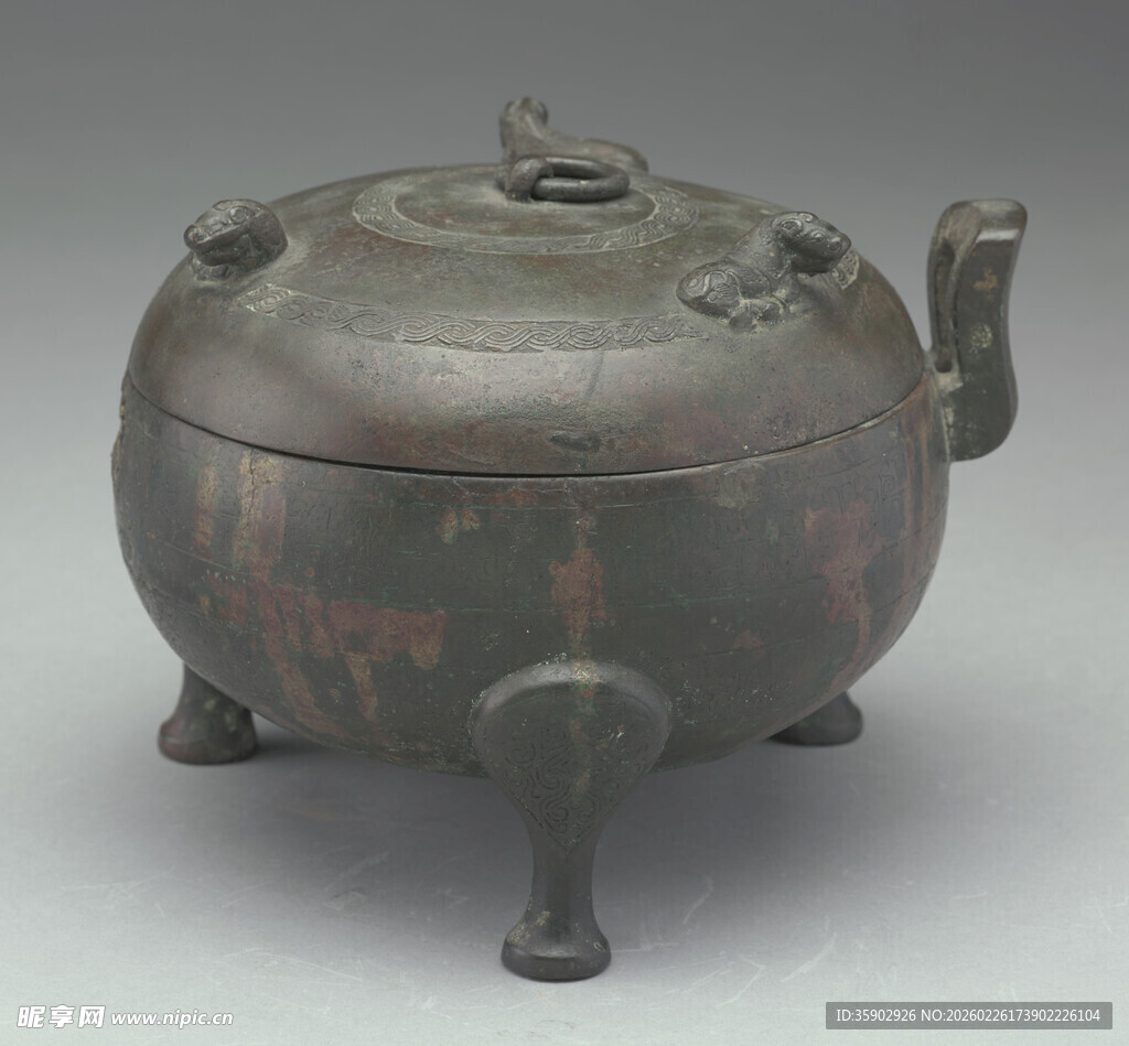 三足青铜古香炉