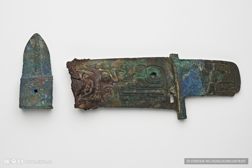 古代青铜刀具及配件