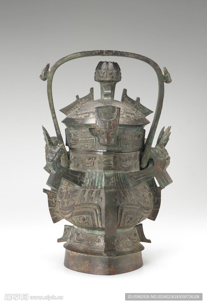 古代青铜提梁卣