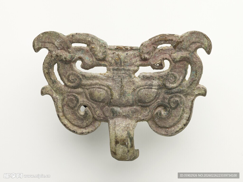 古代双龙纹青铜配饰