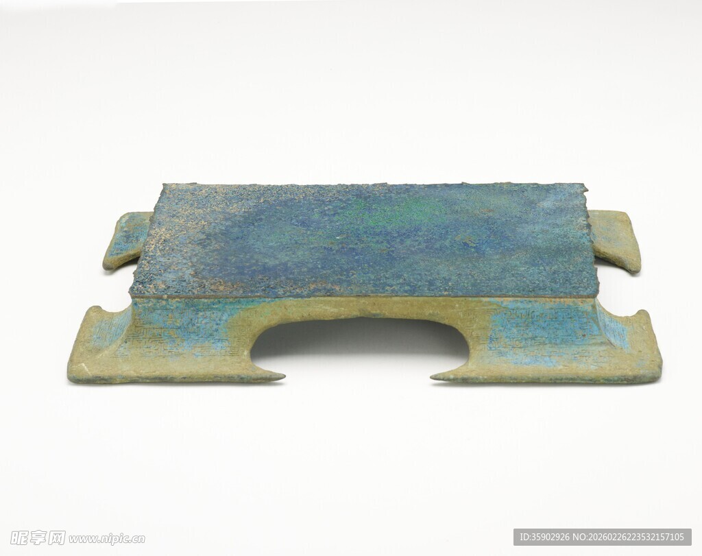 古代青铜器物残件