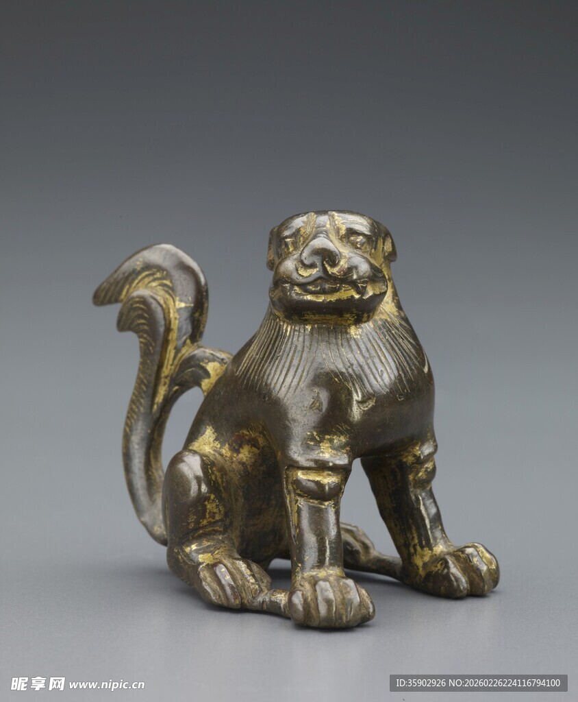 青铜蹲坐兽摆件
