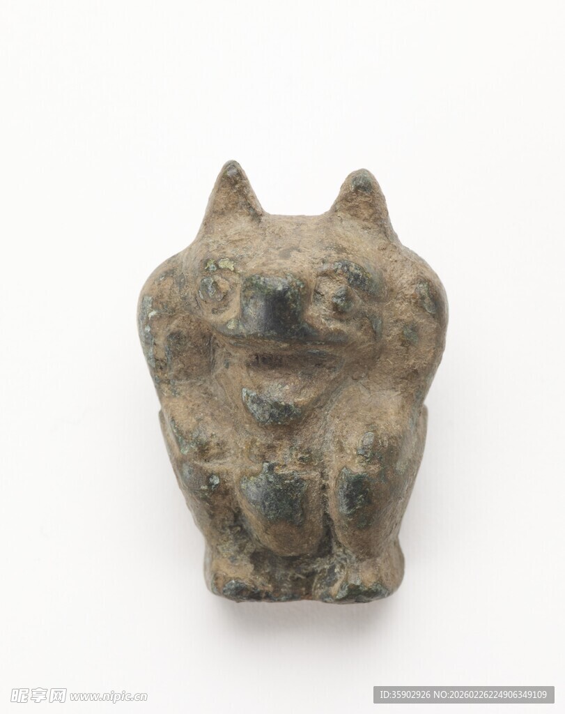 古埃及猫形青铜小雕像